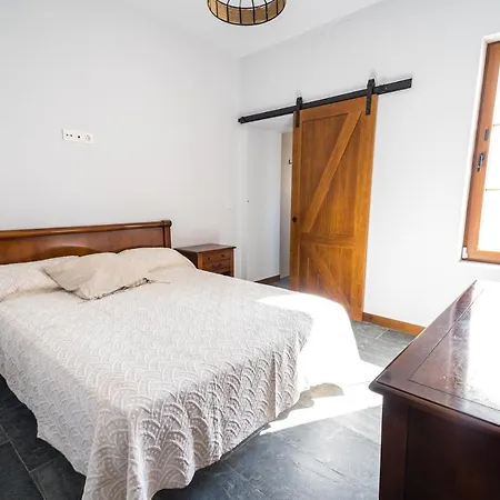 فيلة Covadonga By Bebalmy Pedruno