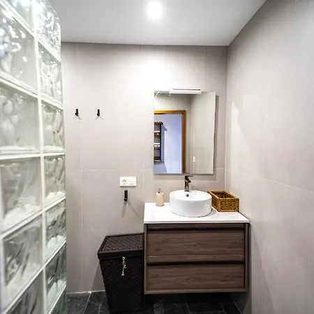 فيلة Covadonga By Bebalmy Pedruno