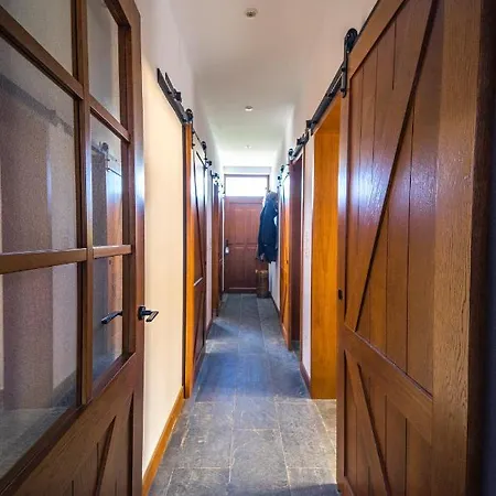 Covadonga By Bebalmy فيلة